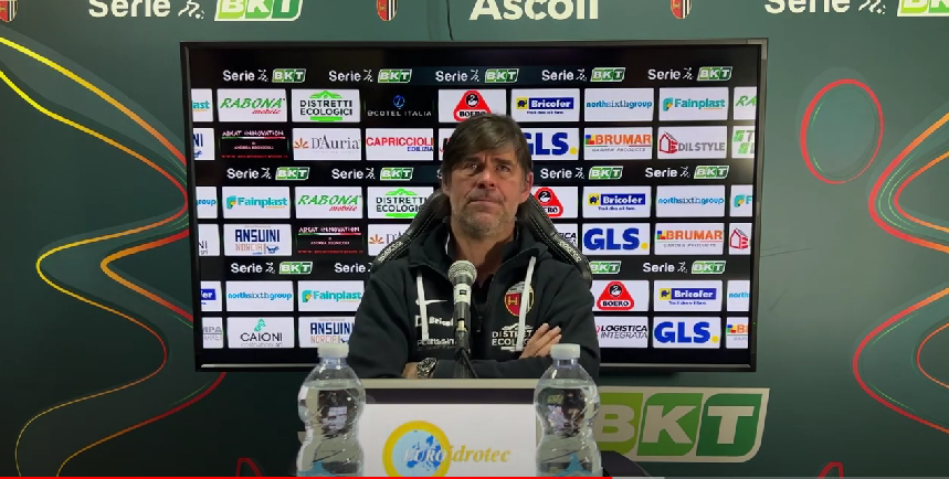 Ascoli-Crotone, la gioia di Sottil: «Corsa d’istinto verso i tifosi, abbiamo lottato per 100 minuti»