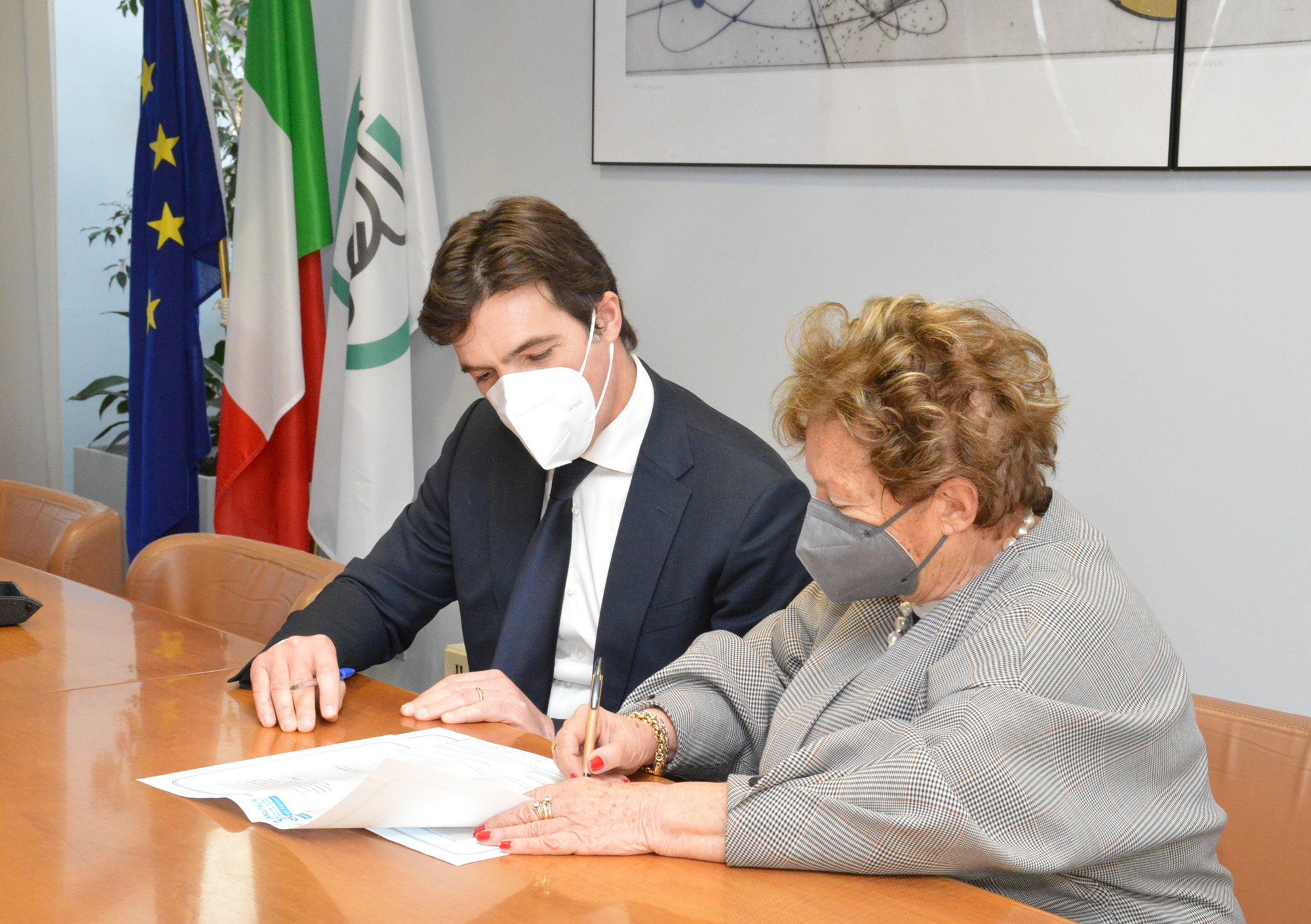 Acquaroli incontra la presidente Unicef Pace: «Pronti a sostenere iniziative solidali»