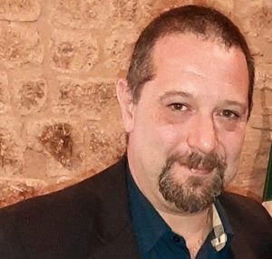 Casa popolare assegnata ma inagibile, famiglia con due figli rischia di restare senza un tetto