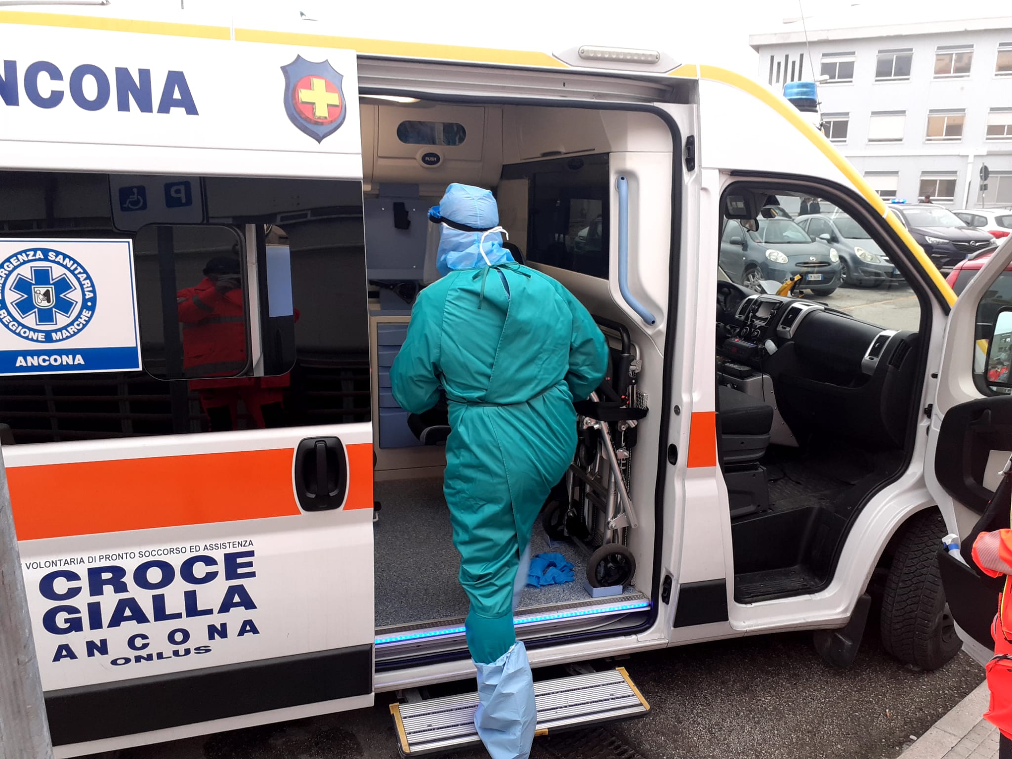 Nelle Marche 2.560 nuovi casi: quattro i decessi di cui uno nel Piceno