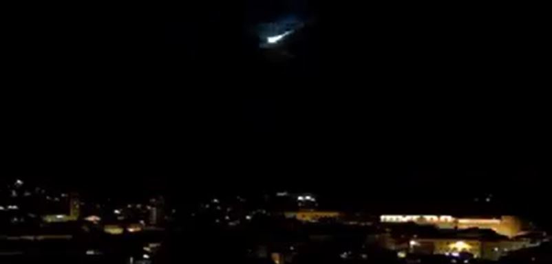 Un meteorite attraversa mezza Italia, avvistato anche nelle Marche