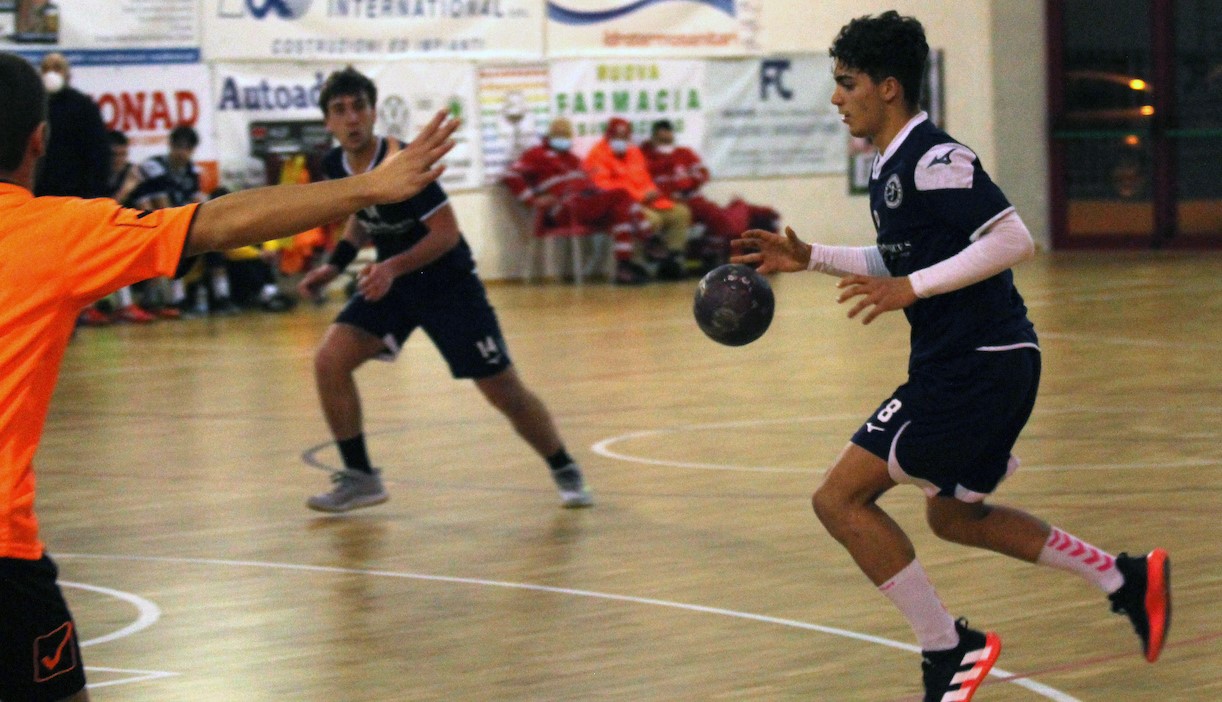 Pallamano Monteprandone a Falconara per i playoff