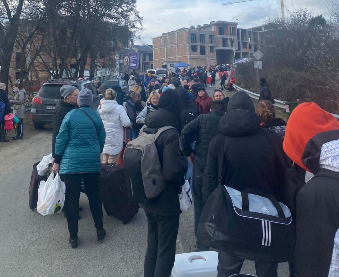 Emergenza Ucraina: «Nelle Marche 1.200 profughi, quasi la metà sono bambini»
