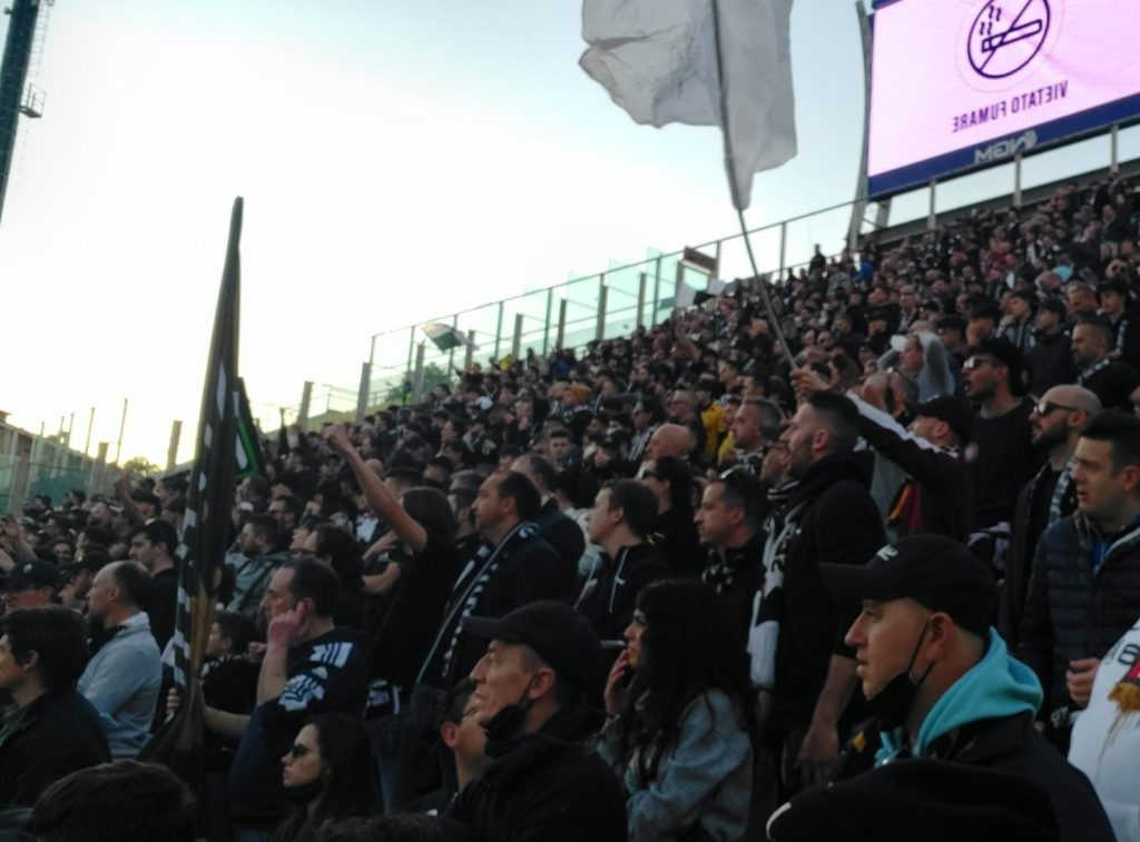 Il volo del Picchio non finisce più: l’Ascoli vince (0-1) pure a Parma ed è festa bianconera <span> (Foto e video)