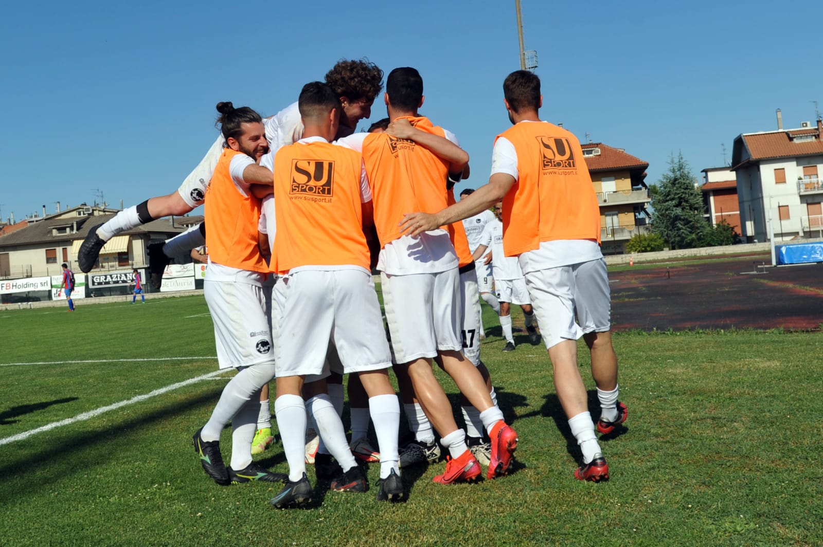 L’Atletico Ascoli insegue il sogno Serie D, per l’Azzurra Colli termina una stagione storica