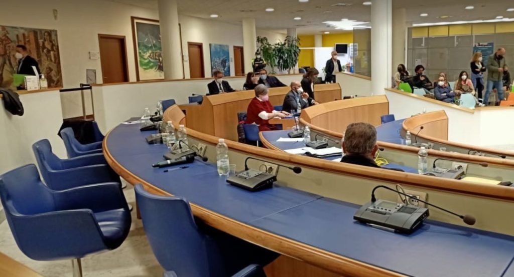 Sanità, la maggioranza diserta: manca il numero legale e la mozione Bottiglieri non viene discussa <span> (Video)