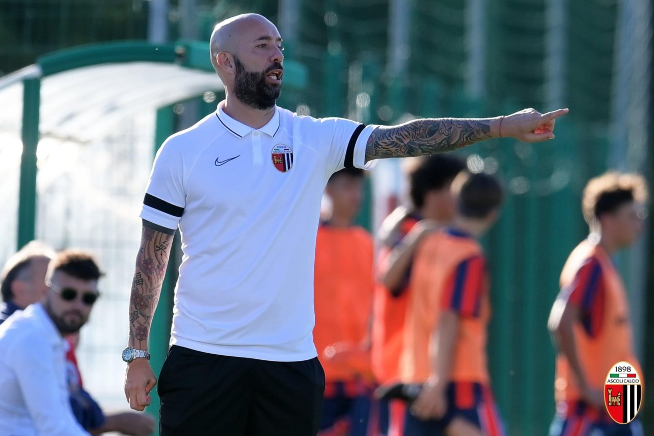 Ascoli, Bucchi dopo il test con la Roma: «Vittoria che fa piacere, ma dobbiamo ancora crescere»