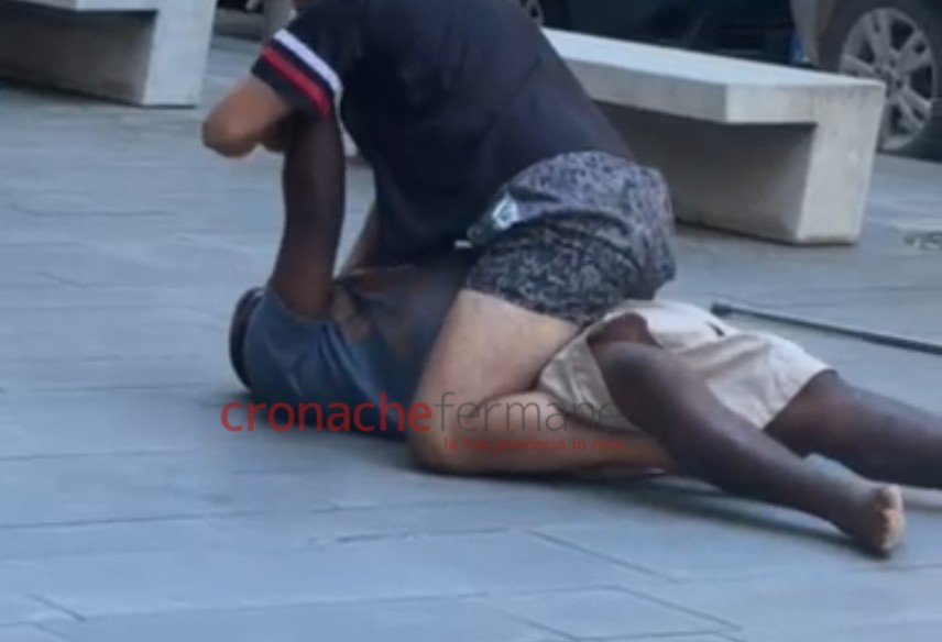 Convalidato l’arresto di Ferlazzo: «Ha chiesto scusa alla famiglia di Alika, nessun movente razziale» (Video)