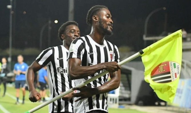 Ascoli-Spal 1-1: i bianconeri non brillano e si godono il vantaggio solo 4 minuti