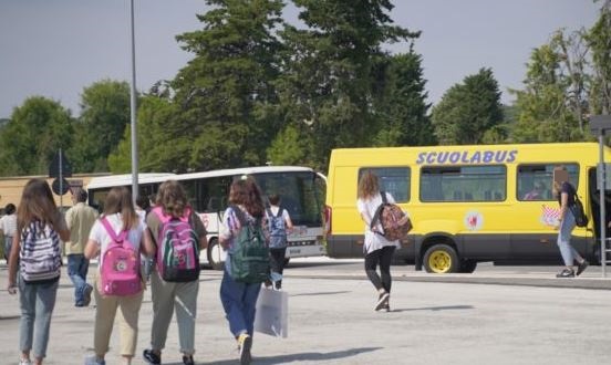 Scuola: vacanze bye bye per 199.000 studenti, nelle Marche aumentano le classi
