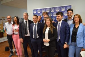 FdI, sorrisi e abbracci dopo il trionfo: Ciccioli spera nella giunta regionale: «Un posto mi dovrebbe spettare»