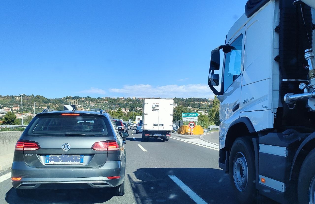 Autostrada A14: di nuovo chiuso per una notte il tratto Pedaso-Grottammare
