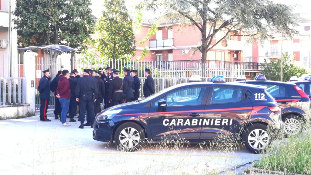 Centri massaggi a luci rosse: nell’elenco degli indagati anche il proprietario dell’appartamento di San Benedetto