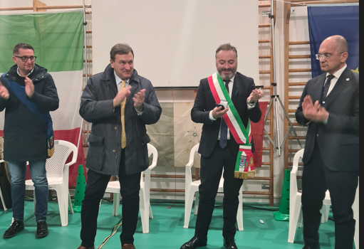 Acquasanta, Medaglia d’argento al Merito Civile: la cerimonia di consegna Acquasanta, Medaglia d’argento al Merito Civile: la cerimonia di consegna