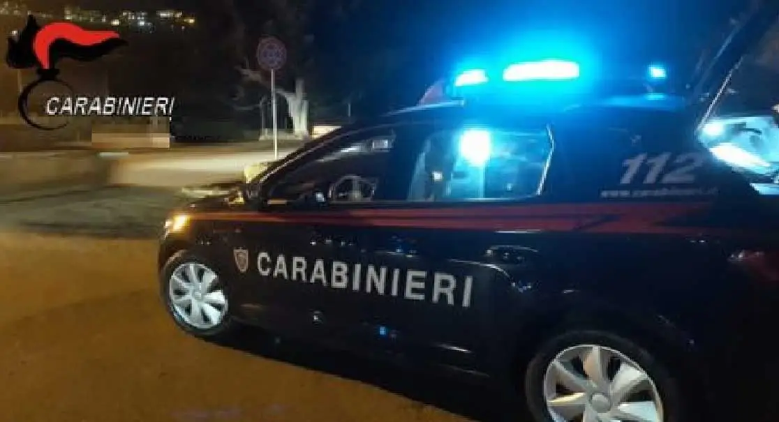 Serve alcolici fuori orario: maxi multa di 6.600 euro