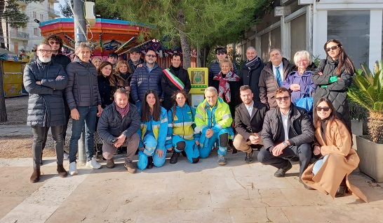 Inaugurati tre nuovi defibrillatori Inaugurati tre nuovi defibrillatori
