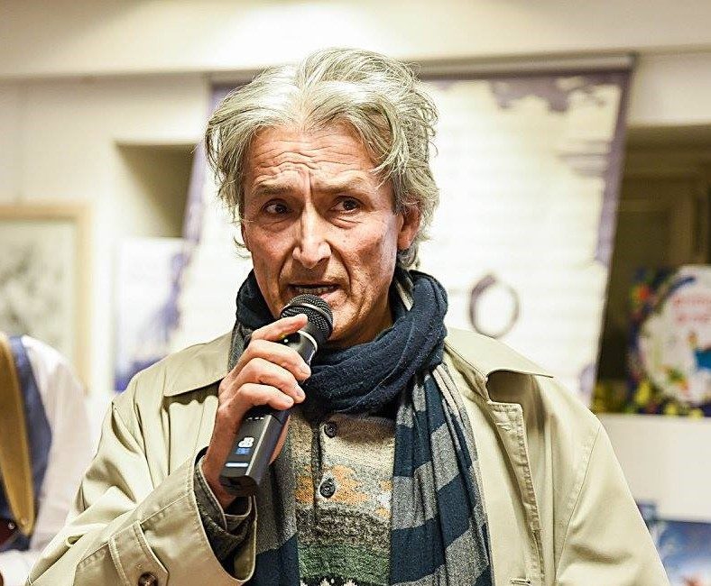 Da Totò fino a Pino Daniele e Troisi, Eugenio Ravo racconta la lingua napoletana
