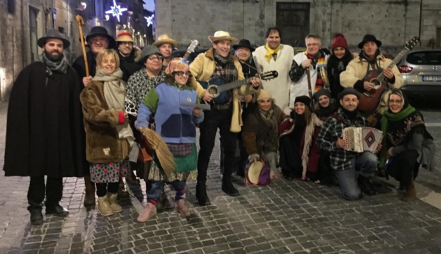 La Pasquella e i canti di questua con i “Pozza I Bbè”