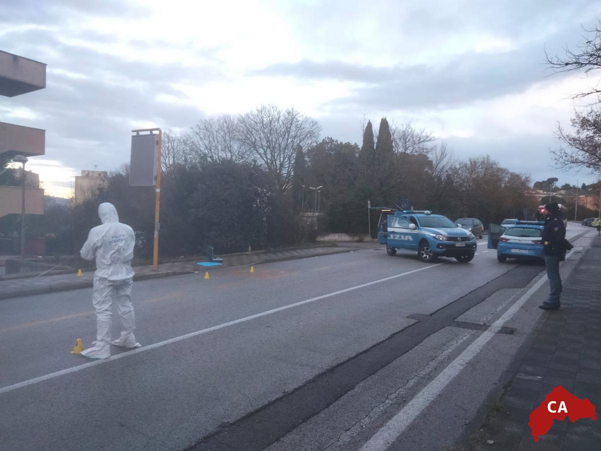 Lite in strada: è un poliziotto l’uomo che stanotte ha sparato al 21enne (Video e foto)