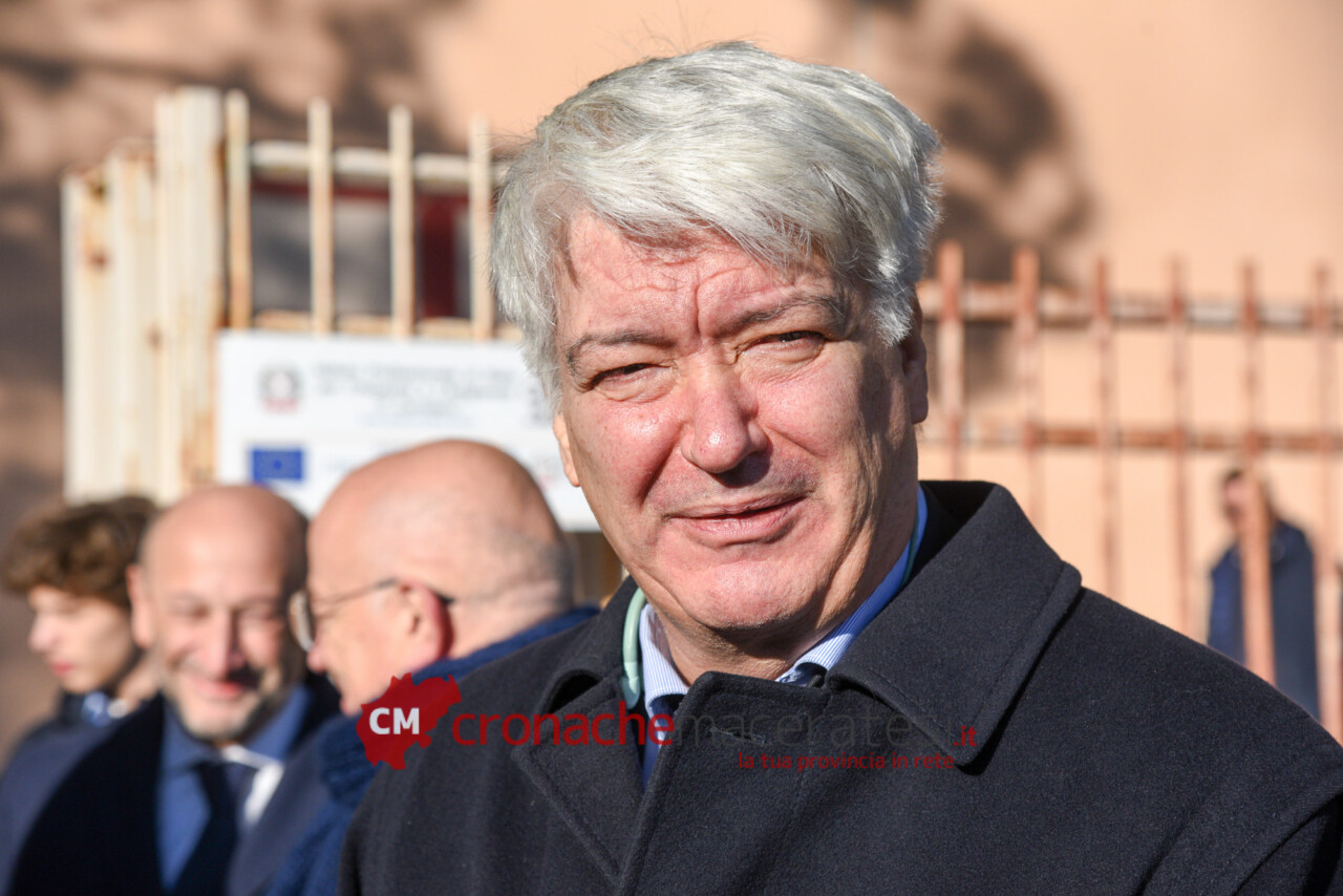 Filisetti saluta gli studenti: «Abbiate una concezione eroica della vita»