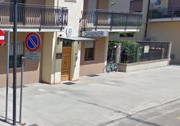 Perseguitava l’ex convivente, scatta il divieto di avvicinamento
