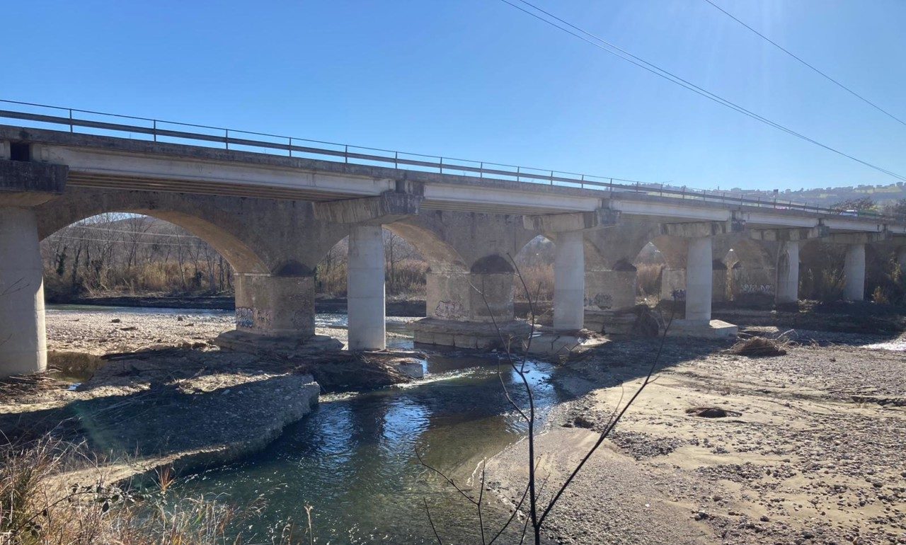 Ponte sull’Ancaranese chiuso fino a sabato