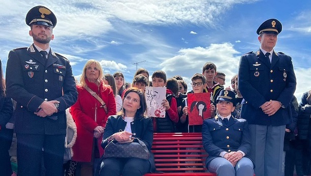 Inaugurata la panchina rossa a Maltignano