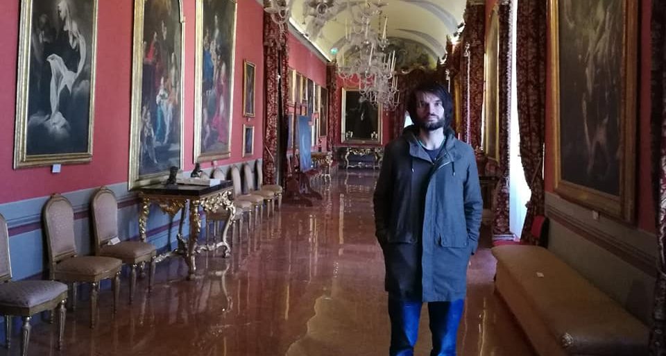 «Mejo de cusci’ non se trova»: Jonny Greenwood e l’olio made in Marche «Mejo de cusci’ non se trova»: Jonny Greenwood e l’olio made in Marche