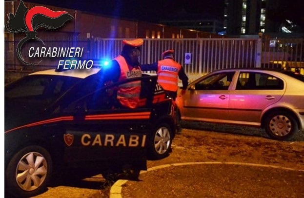 Rifiuta l’alcol test e gli accertamenti antidroga dopo un incidente: denunciato un 30enne di Folignano