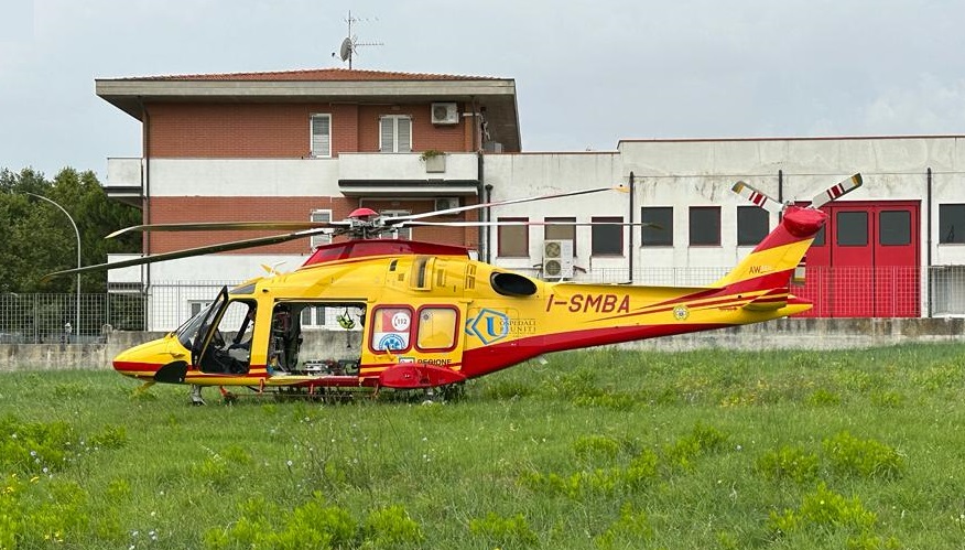Tragedia a Porto Sant’Elpidio, 18enne cade da un tetto e muore