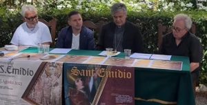 Sant’Emidio: il vescovo Palmieri e il sindaco Fioravanti presentano il programma delle feste patronali <span> (Video) Sant’Emidio: il vescovo Palmieri e il sindaco Fioravanti presentano il programma delle feste patronali <span> (Video)