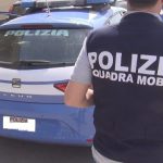 Spaccia droga mentre è ai domiciliari: 25enne finisce in carcere