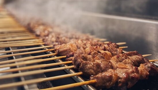 “Guinness World Record”, Castel di Lama ci prova con gli arrosticini