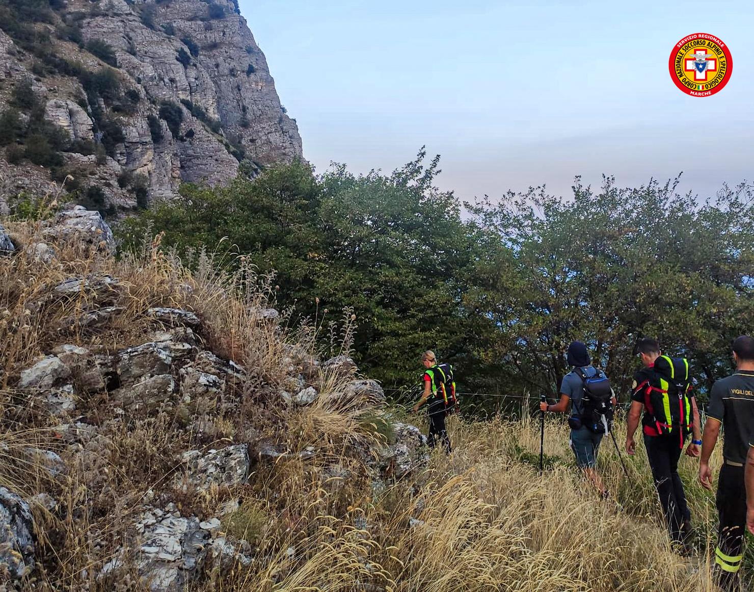 Escursionista perde il sentiero e va in difficoltà, “recuperato” da Soccorso Alpino e Vigili del fuoco