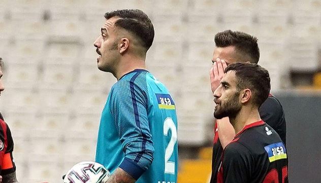 Ascoli: ore decisive per l’ingaggio di Viviano, intanto Re va in prestito alla Recanatese