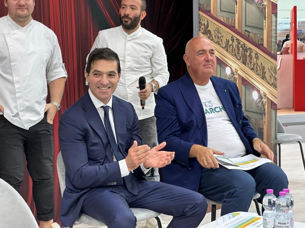 «Sull’aeroporto vicenda surreale: per i voli di continuità c’è un bando e su Aeroitalia non so cosa sia successo» <span> (Video) </span>