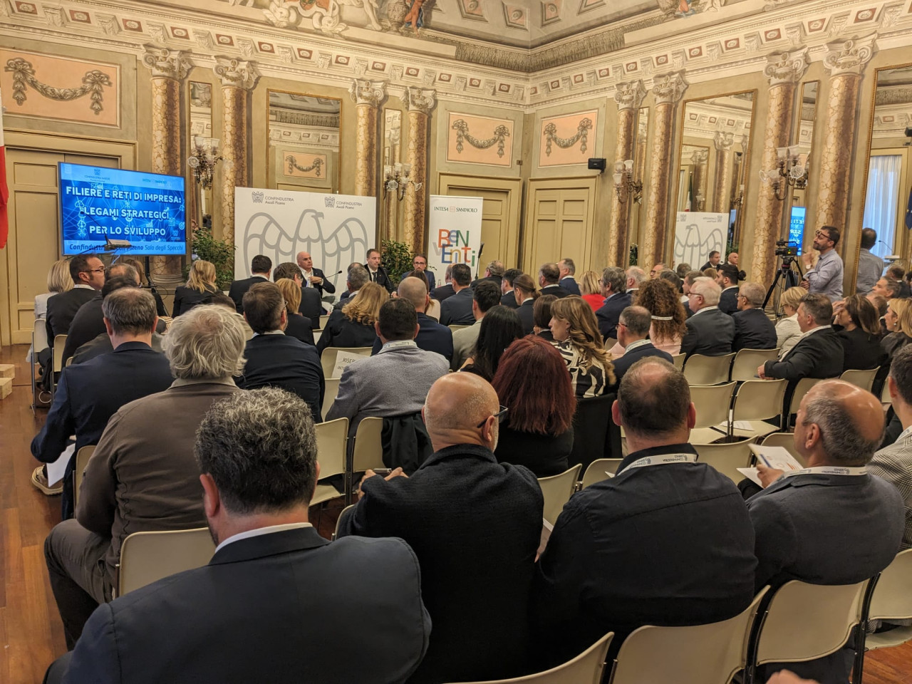Confindustria punta su filiere e reti di impresa per il futuro dell’economia marchigiana