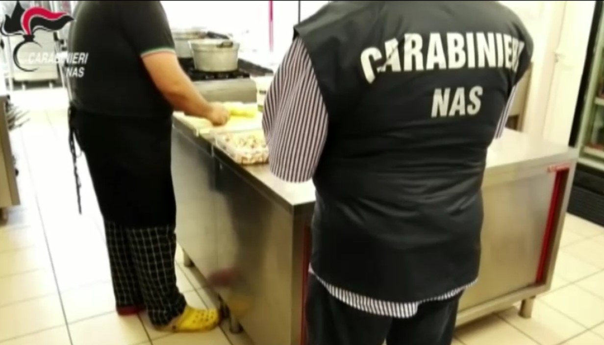 Controlli dei Nas nelle mense scolastiche: nel Piceno 3 sono state segnalate ed una sanzionata