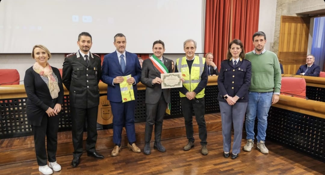 Ascoli omaggia gli “Angeli del Bello” con la civica benemerenza
