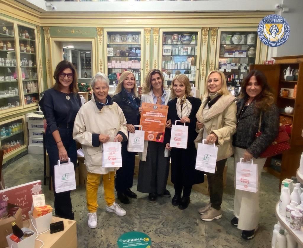 Orange the World, il Soroptimist dalla parte delle donne: sacchetti antiviolenza e monumenti illuminati 