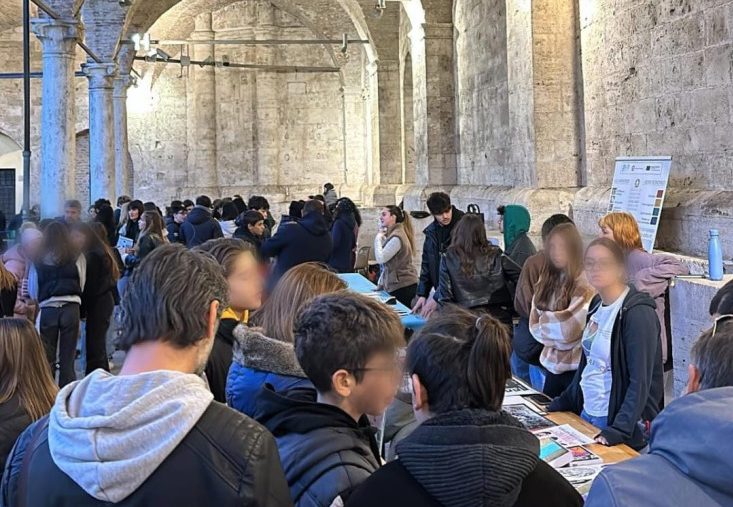 “Orientiamoci”, al Chiostro di San Francesco studenti e famiglie a confronto per la scelta della scuola superiore