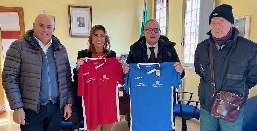 Da Confindustria due nuove divise da gioco alle squadre dei detenuti del carcere
