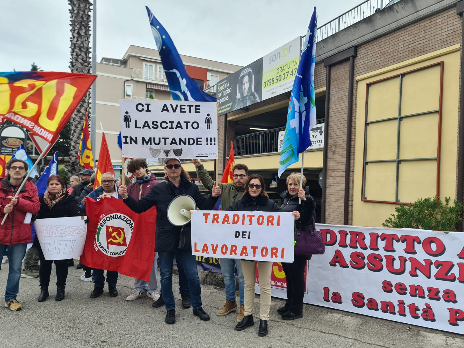 Sanità, a San Benedetto è tutta una protesta: minoranza contro Spazzafumo, infermieri contro Natalini