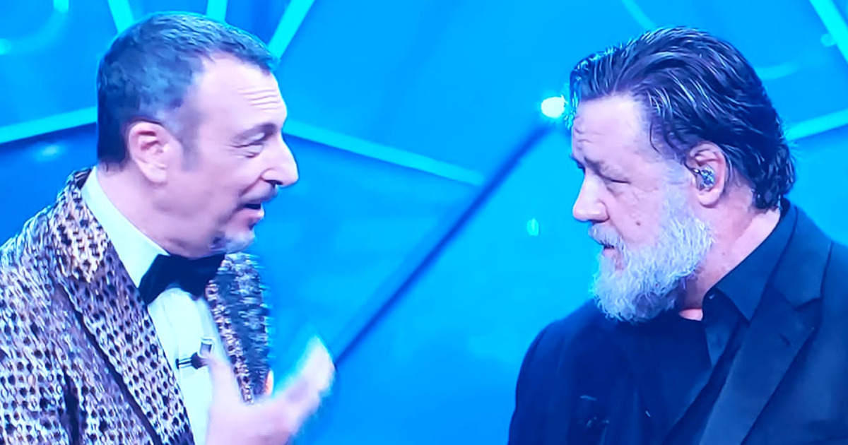 Russell Crowe a Sanremo: «Ci sono due versioni, per una sono di Ascoli, per l’altra di Parma» <span> (Foto)