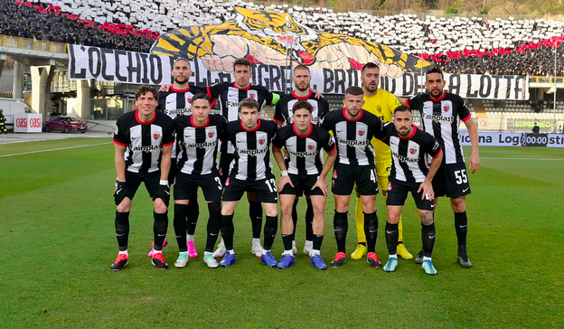 Catanzaro-Ascoli, bianconeri subito in cerca di riscatto: servono punti pesanti nonostante le assenze