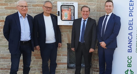 La Banca del Piceno posiziona 31 defibrillatori sul territorio