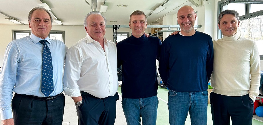 Ascoli, Pulcinelli in visita a Carrera e gruppo squadra: «Basta polemiche e chiacchiere inutili»