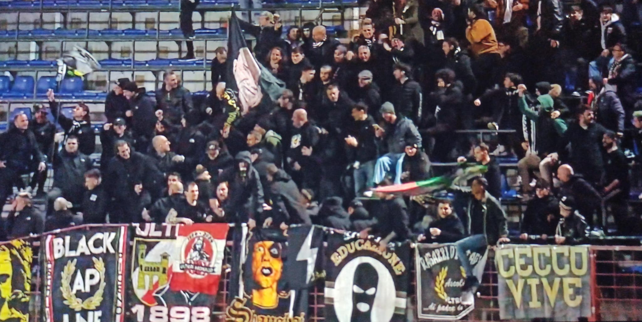 Ascoli, è notte fonda a “Marassi”: la Sampdoria ribalta il vantaggio di Duris (2-1) e riporta il Picchio in zona retrocessione diretta
