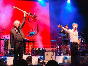 Marlene Kuntz, il rock è qui: il ritorno di “Catartica” infiamma la piazza <span> (Il video) </span>