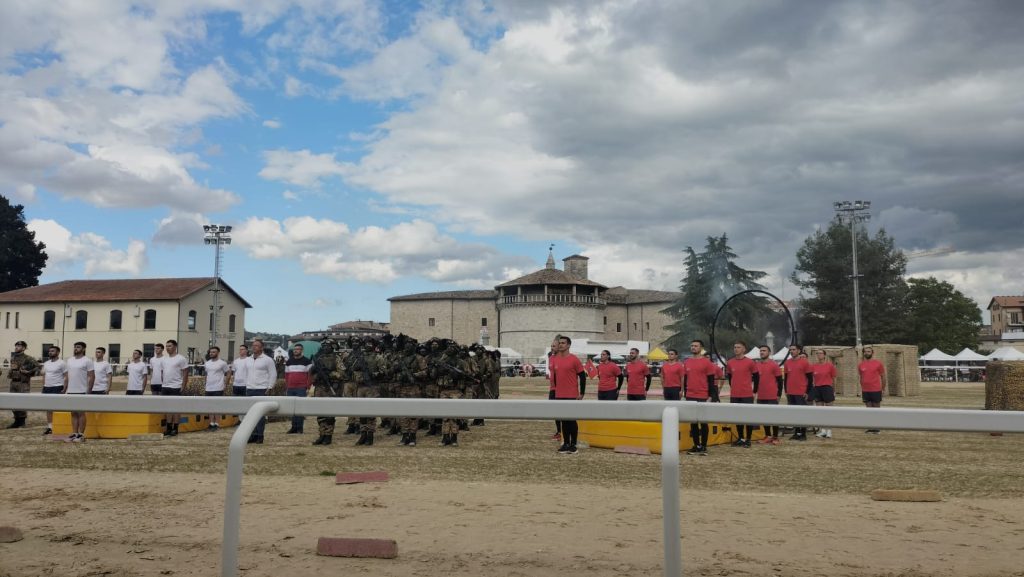 Bersaglieri, pienone per il saggio ginnico e il carosello delle fanfare <span> (Video e foto) </span>
